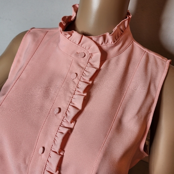 NWT J. Crew Size 6 Light Pink Coral Peach Ruffle Trim Crepe Sleeveless Blouse - Picture 2 of 16